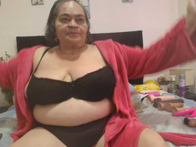 VickyBoobss live cam