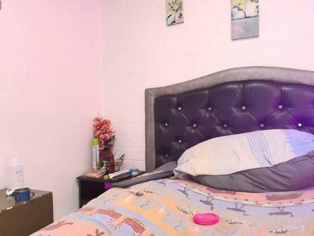 VickyBoobss live cam on BongaCams