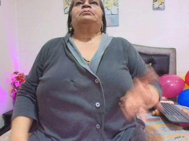 VickyBoobss