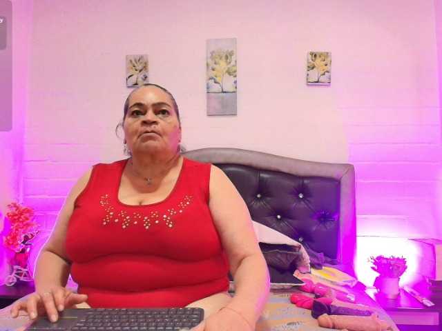VickyBoobss