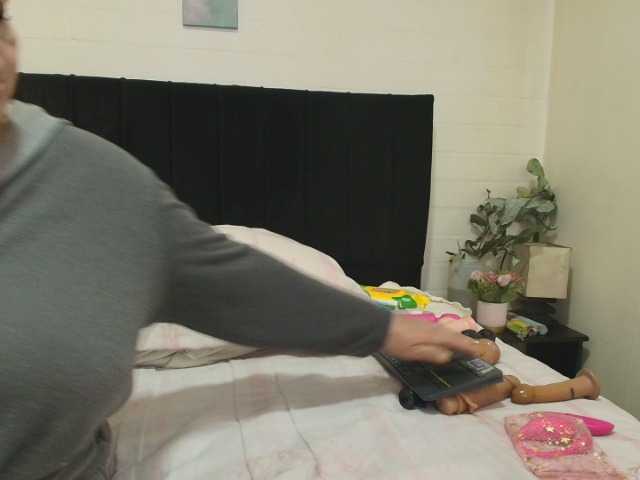 VickyBoobss live cam on BongaCams