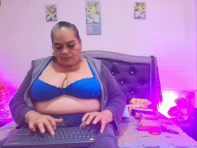 VickyBoobss