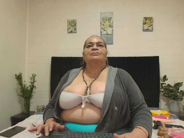VickyBoobss