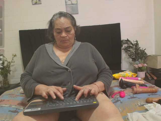 VickyBoobss
