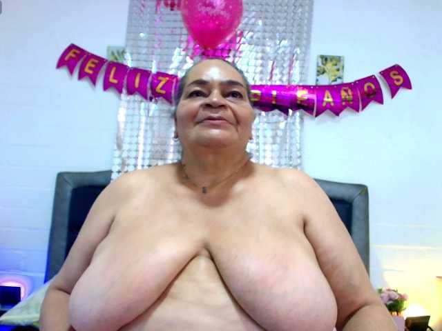 VickyBoobss