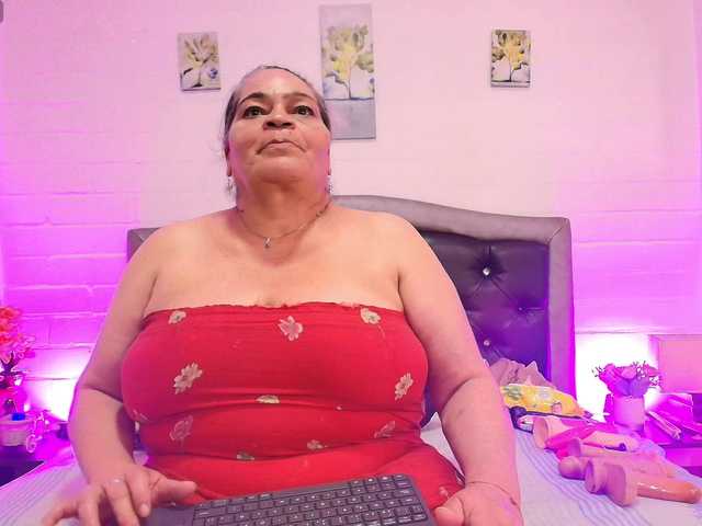 VickyBoobss