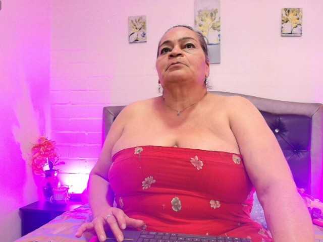 VickyBoobss
