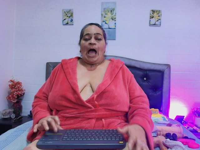 VickyBoobss
