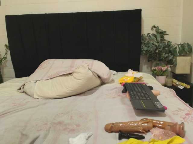 QueenMatturex live cam preview