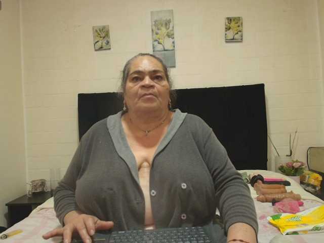 QueenMatturex live cam preview