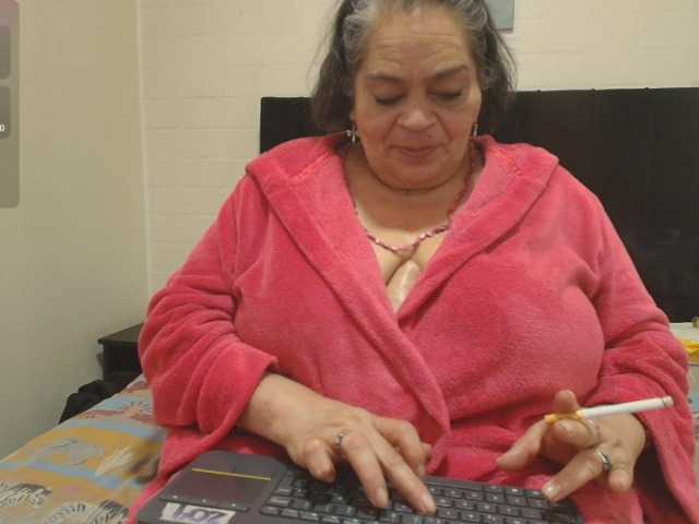 VickyBoobss
