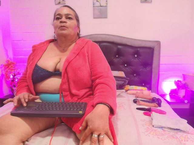 VickyBoobss