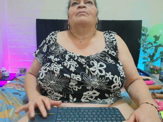 VickyBoobss