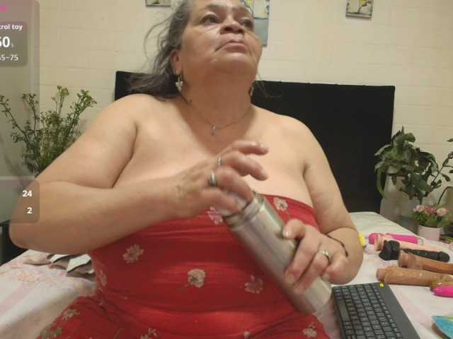 VickyBoobss