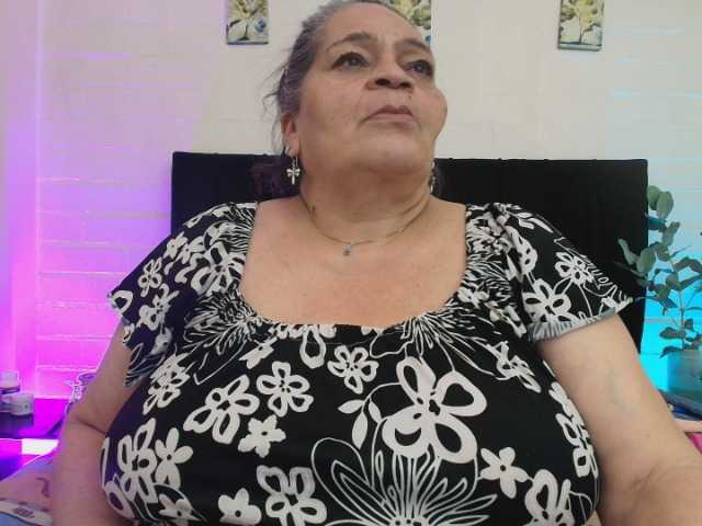QueenMatturex live cam on BongaCams