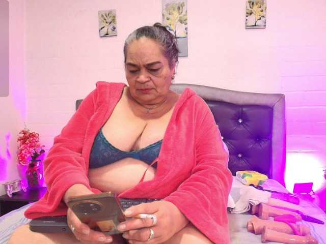 vickyboobss online