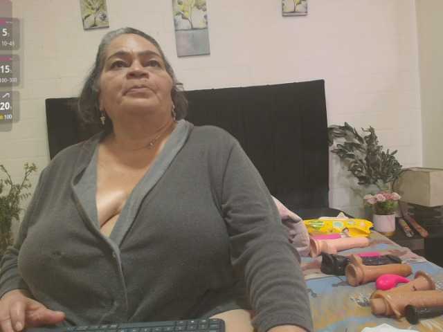 VickyBoobss