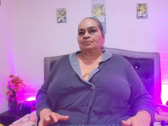VickyBoobss