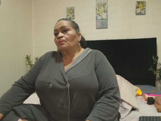 QueenMatturex live cam preview