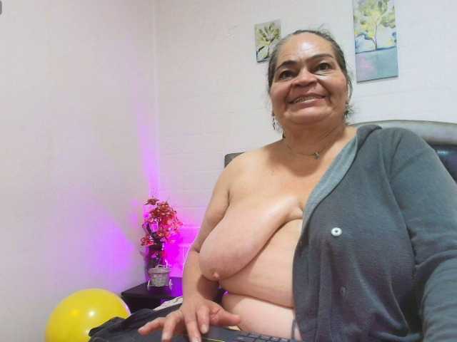 VickyBoobss