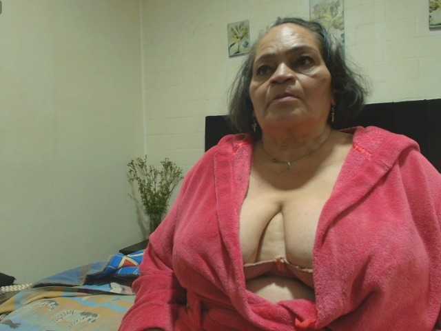 VickyBoobss