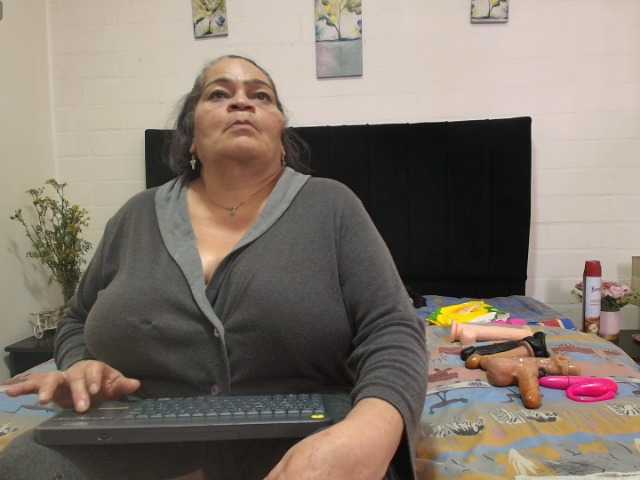 VickyBoobss