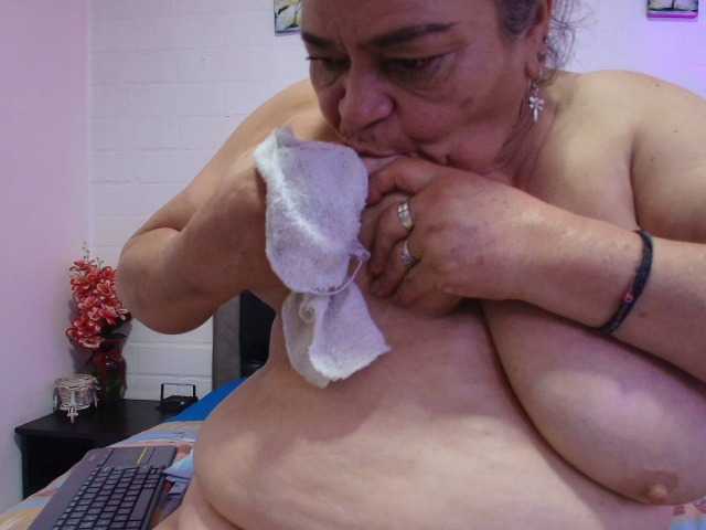 VickyBoobss