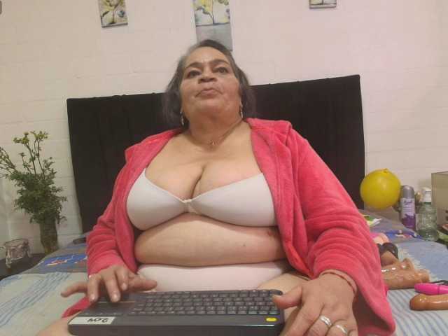 VickyBoobss