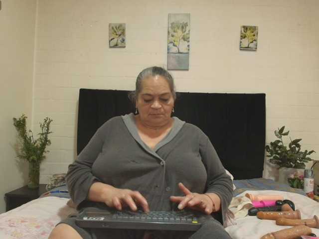 VickyBoobss