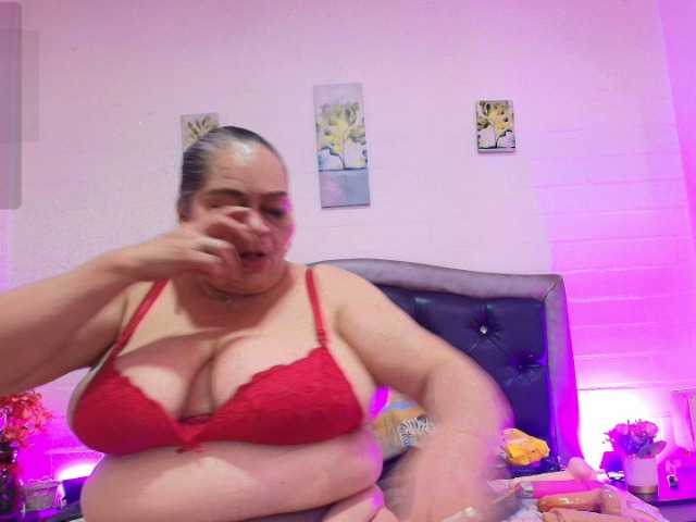 VickyBoobss