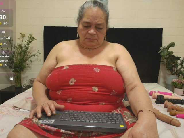 VickyBoobss