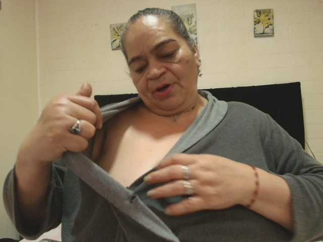 VickyBoobss, en vivo ahora en BongaCams