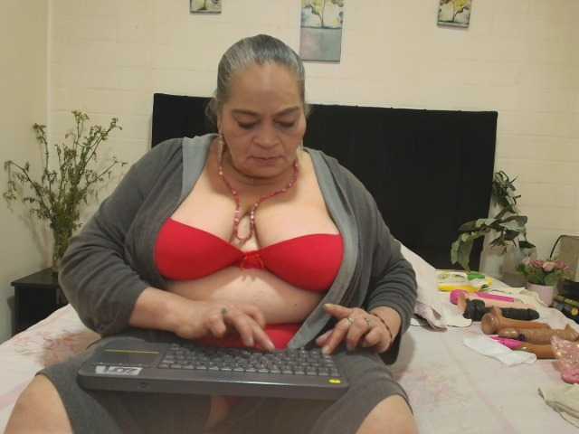 VickyBoobss