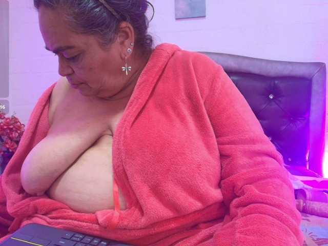 VickyBoobss