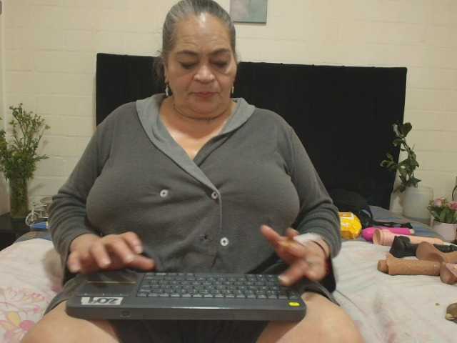 VickyBoobss