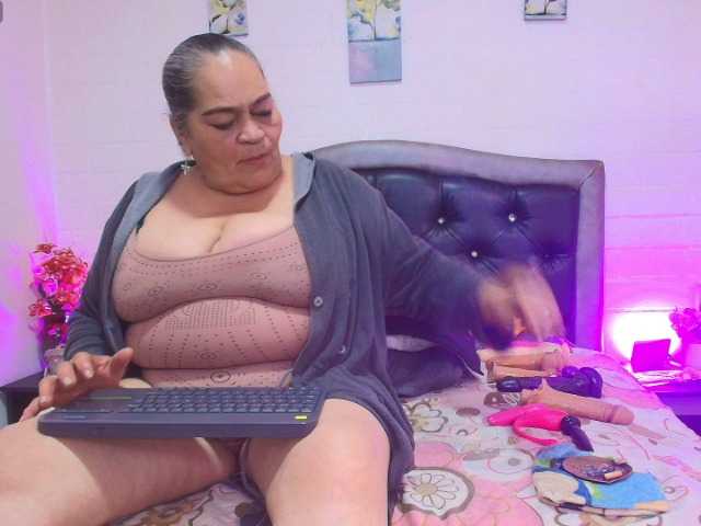 VickyBoobss
