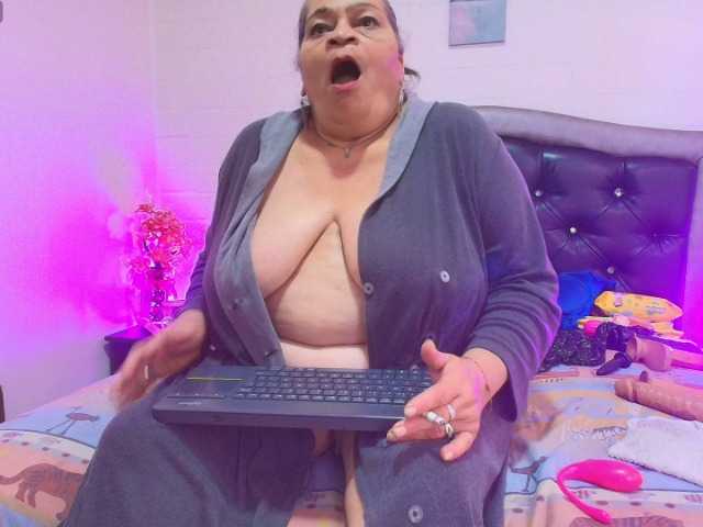 vickyboobss online
