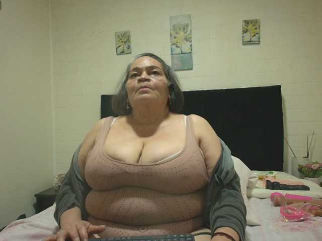 VickyBoobss, en vivo ahora en BongaCams