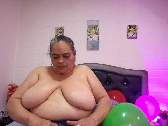 VickyBoobss