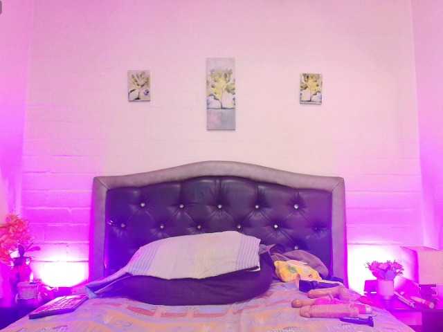 VickyBoobss live cam on BongaCams