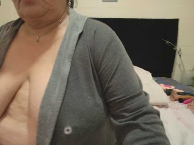 QueenMatturex live cam preview