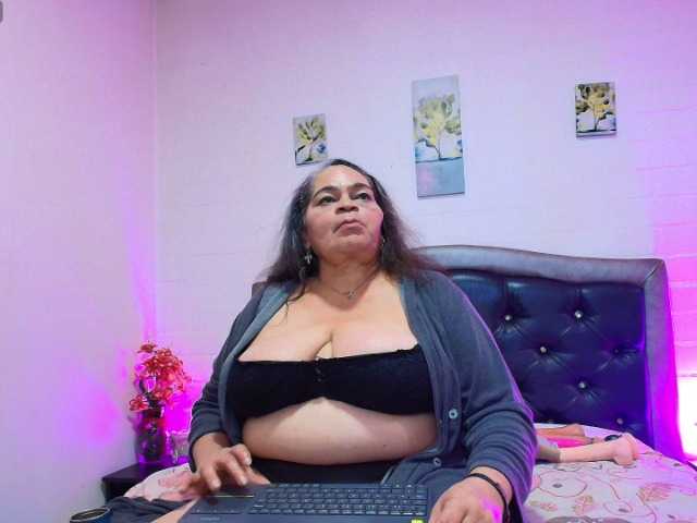 VickyBoobss
