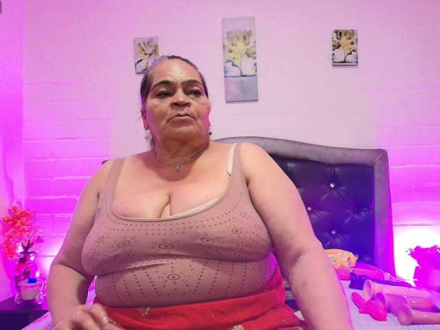 VickyBoobss