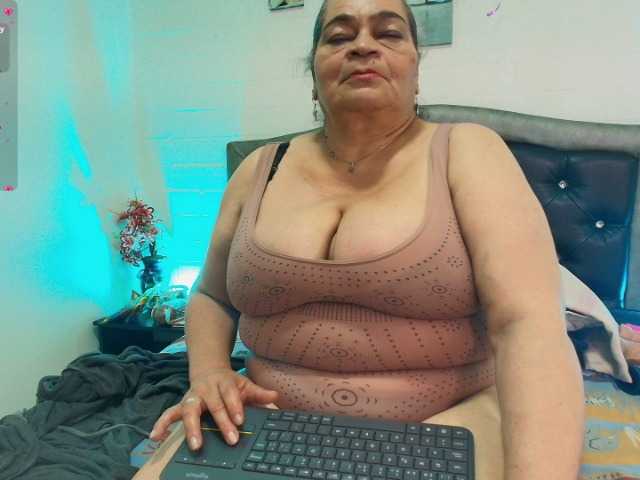 VickyBoobss