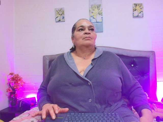 VickyBoobss