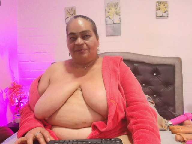 VickyBoobss