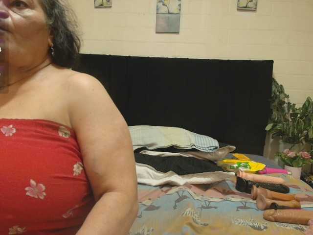 VickyBoobss live cam on BongaCams