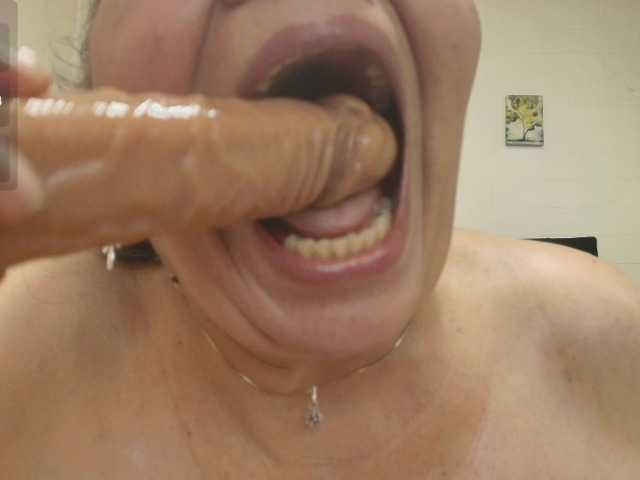 VickyBoobss live cam on BongaCams
