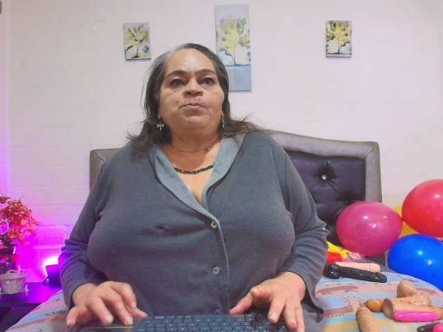 VickyBoobss