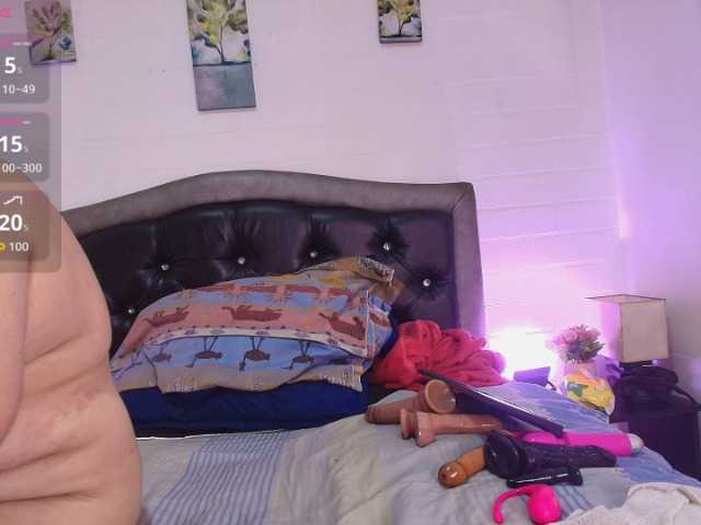 VickyBoobss's BongaCams show and profile